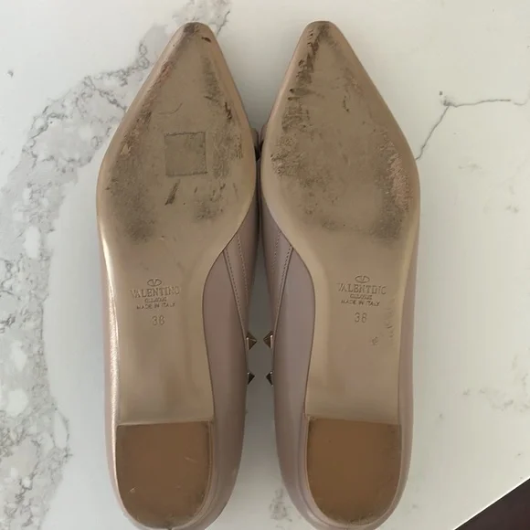 Valentino Women's Studded Beige Pumps - Picture 4 of 5